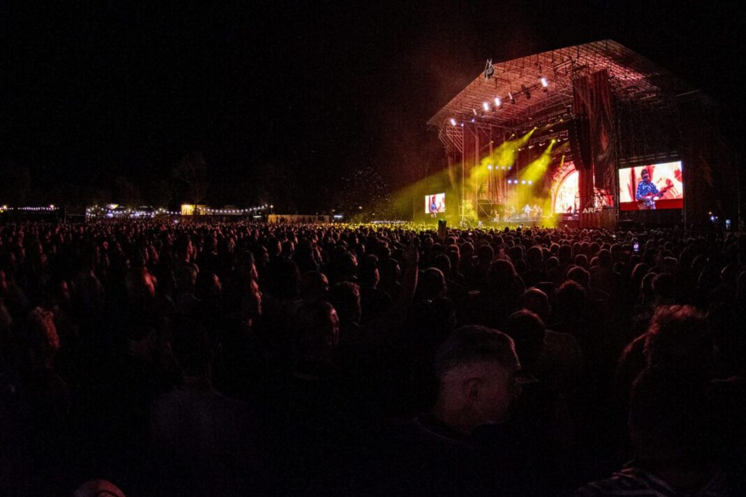 Azkena Rock Festival completa el cartel de su 24ª edición con Carpenter Brut, Robert Finley y Black Maracas