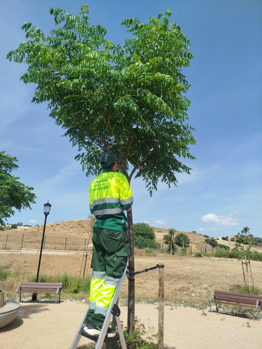El Gran Parque de Mijas en Málaga el mayor de Andalucía apuesta por el control biológico contra las plagas